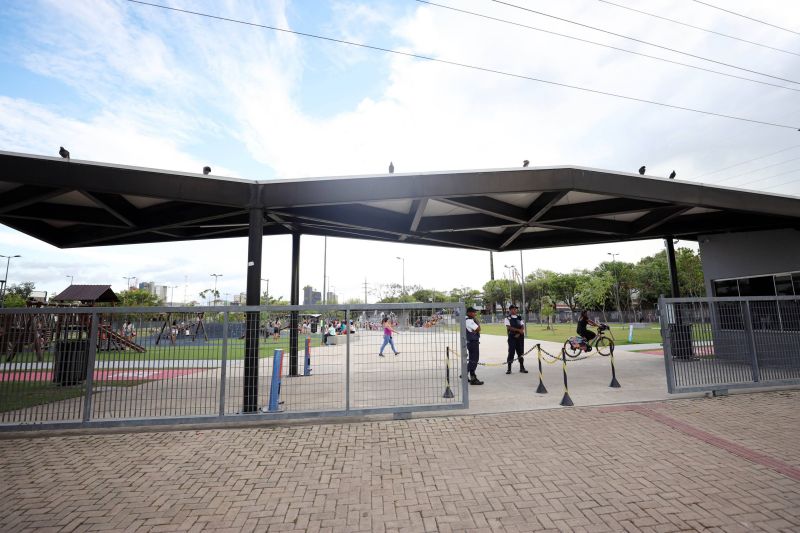 Porto do futuro, o parque localizado em frente ao terminal hidroviário de Belém, integra a área portuária da capital paraense. <div class='credito_fotos'>Foto: Bruno Cecim / Ag.Pará   |   <a href='/midias/2022/originais/14911_d83a0de2-6e8a-85d1-3171-6a1992d4515f.jpg' download><i class='fa-solid fa-download'></i> Download</a></div>