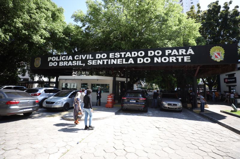 Polícia Civil dá posse a novos policiais civis do Estado do Pará <div class='credito_fotos'>Foto: Marcelo Seabra / Ag. Pará   |   <a href='/midias/2022/originais/14935_5a73d5fd-7441-2c0c-918a-d036c497bb7d.jpg' download><i class='fa-solid fa-download'></i> Download</a></div>