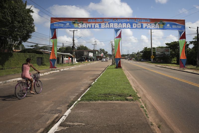 Santa Bárbara do Pará é um município brasileiro do estado do Pará, situado na região metropolitana de Belém. <div class='credito_fotos'>Foto: Pedro Guerreiro / Ag. Pará   |   <a href='/midias/2022/originais/14962_3535ab60-625c-d70a-39ce-26298ea4f5bd.jpg' download><i class='fa-solid fa-download'></i> Download</a></div>