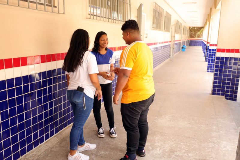 Volta as aulas SEDUC Colégio Estadual Visconde de Souza Franco <div class='credito_fotos'>Foto: Bruno Cecim / Ag.Pará   |   <a href='/midias/2022/originais/14978_3d0df0c8-d260-c6ab-1b6c-6664ffe40a27.jpg' download><i class='fa-solid fa-download'></i> Download</a></div>