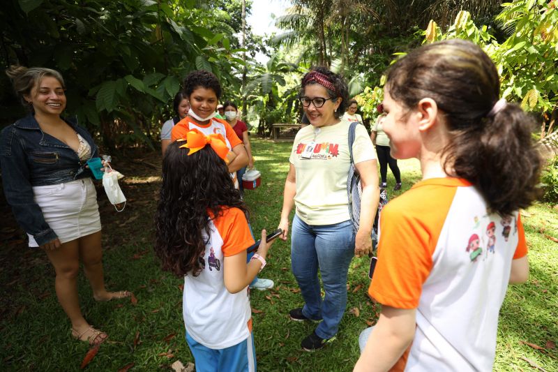 Crianças em Tratamento contra o Câncer  visitam Fabrica de Chocolate no Combu - Fotos Bruno Cecim - Ag.Pará <div class='credito_fotos'>Foto: Bruno Cecim / Ag.Pará   |   <a href='/midias/2022/originais/15134_b408ca28-78be-9b80-c0f6-dff203f5254b.jpg' download><i class='fa-solid fa-download'></i> Download</a></div>