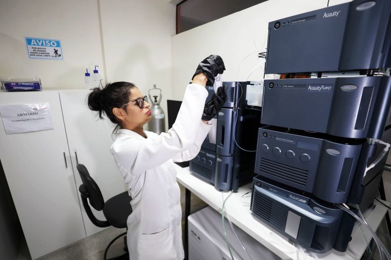 Mês_Ciência e Tecnologia - LABTECS - Fotos Bruno Cecim - Ag.Pará <div class='credito_fotos'>Foto: Bruno Cecim / Ag.Pará   |   <a href='/midias/2022/originais/15256_d392257f-eff4-9427-fc33-71074c42394f.jpg' download><i class='fa-solid fa-download'></i> Download</a></div>