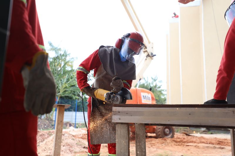 USINA DA PAZ JURUNAS OBRAS - Rodrigo Pinheiro AgPará <div class='credito_fotos'>Foto: Rodrigo Pinheiro / Ag.Pará   |   <a href='/midias/2022/originais/15257_f7da4d53-2022-4fe6-dc84-208d1cc5d74a.jpg' download><i class='fa-solid fa-download'></i> Download</a></div>