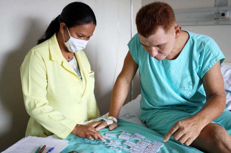 Dia dos Professores - Hospital de Clínicas Gaspar Vianna - Fotos Bruno Cecim <div class='credito_fotos'>Foto: Bruno Cecim / Ag.Pará   |   <a href='/midias/2022/originais/15258_afc98d7f-af60-b805-fc10-853c6ad62ff0.jpg' download><i class='fa-solid fa-download'></i> Download</a></div>