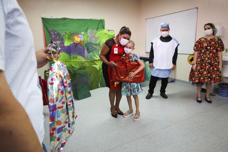 Hospital Oncológico Infantil OCTÁVIO LOBO - Dia das Crianças <div class='credito_fotos'>Foto: Pedro Guerreiro / Ag. Pará   |   <a href='/midias/2022/originais/15259_58ddd6ad-855a-820c-f9c7-7f68d59bdb3e.jpg' download><i class='fa-solid fa-download'></i> Download</a></div>