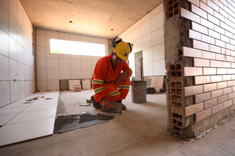 Atualiza OBRAS BRT Terminal Ananindeua - Fotos Pedro Guerreiro <div class='credito_fotos'>Foto: Pedro Guerreiro / Ag. Pará   |   <a href='/midias/2022/originais/15481_c54a8a12-27f8-4fd9-2d5f-2974f684fb58.jpg' download><i class='fa-solid fa-download'></i> Download</a></div>