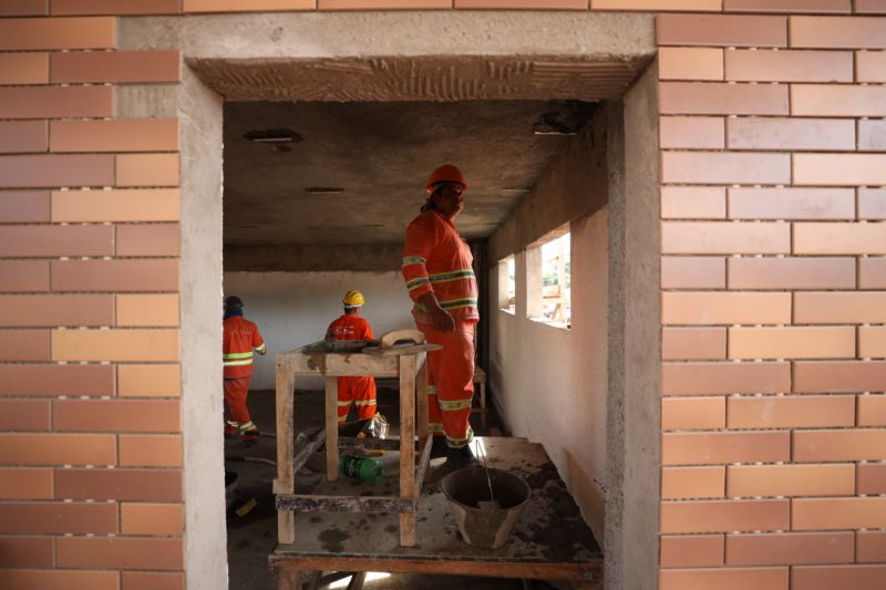 Atualiza OBRAS BRT Terminal Ananindeua - Fotos Pedro Guerreiro <div class='credito_fotos'>Foto: Pedro Guerreiro / Ag. Pará   |   <a href='/midias/2022/originais/15481_dc0eb6e5-3c04-382a-e023-aa8af21c0b9b.jpg' download><i class='fa-solid fa-download'></i> Download</a></div>