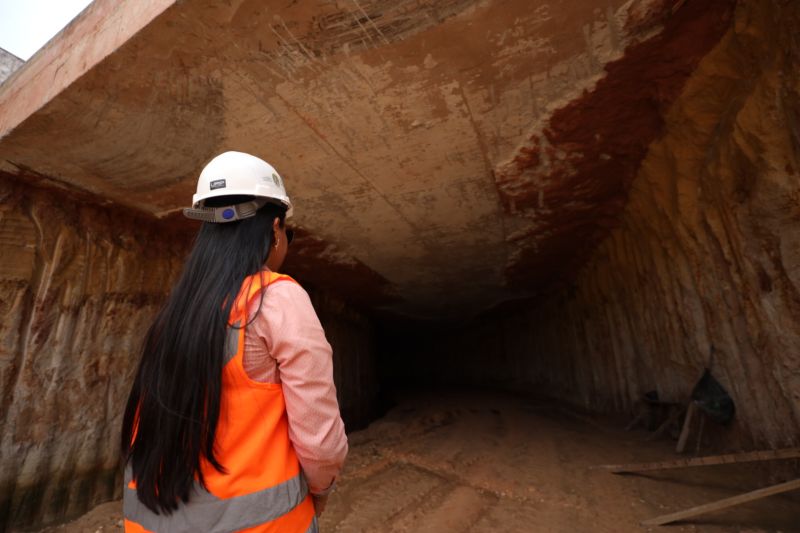 Obras Passagem inferior - Túnel Marituba - Fotos Pedro Guerreiro <div class='credito_fotos'>Foto: Pedro Guerreiro / Ag. Pará   |   <a href='/midias/2022/originais/15482_0b8bc02a-f2b1-8cd3-1d26-d9c84384bfbb.jpg' download><i class='fa-solid fa-download'></i> Download</a></div>