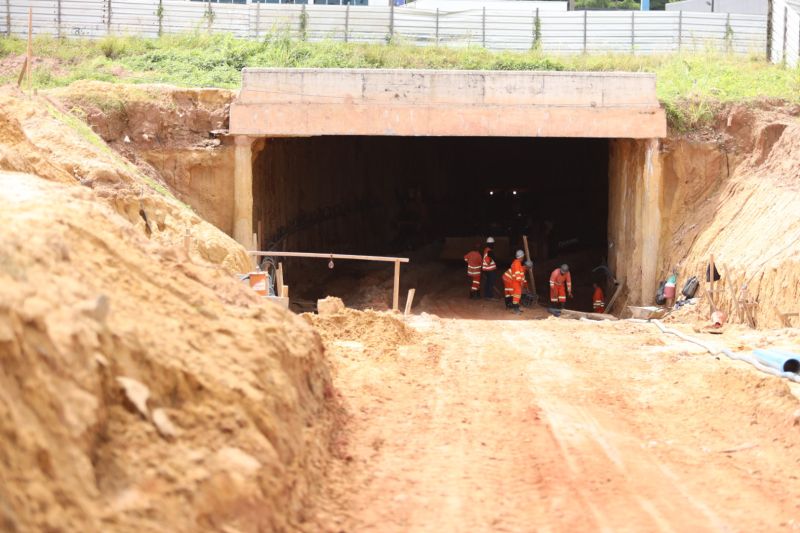 Obras Passagem inferior - Túnel Marituba - Fotos Pedro Guerreiro <div class='credito_fotos'>Foto: Pedro Guerreiro / Ag. Pará   |   <a href='/midias/2022/originais/15482_abfe0a42-faf0-3353-9a05-4dfb34c29d2c.jpg' download><i class='fa-solid fa-download'></i> Download</a></div>