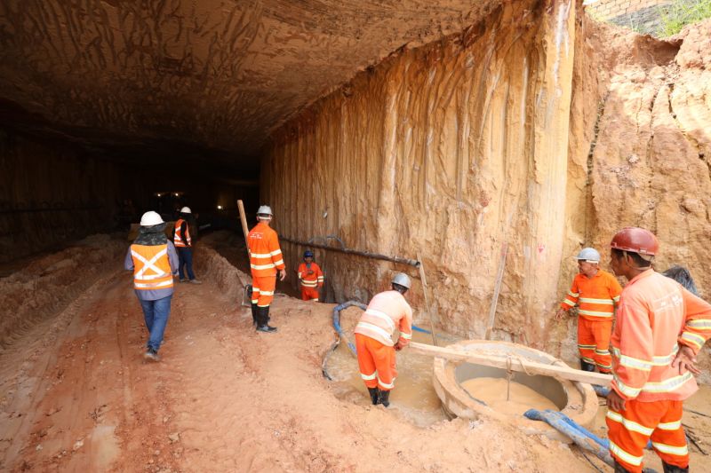 Obras Passagem inferior - Túnel Marituba - Fotos Pedro Guerreiro <div class='credito_fotos'>Foto: Pedro Guerreiro / Ag. Pará   |   <a href='/midias/2022/originais/15482_f17d3631-e6c9-0c2e-be7a-fabbfe400814.jpg' download><i class='fa-solid fa-download'></i> Download</a></div>