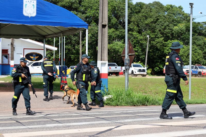 Órgãos estaduais intensificam as fiscalizações no período de final de ano
Bruno Cecim / AGPARÁ <div class='credito_fotos'>Foto: Bruno Cecim / Ag.Pará   |   <a href='/midias/2022/originais/15483_67460204-46a9-688e-d9d4-4e6e8d3d3969.jpg' download><i class='fa-solid fa-download'></i> Download</a></div>