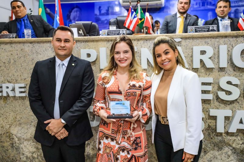 Homenagem primeira Dama, representada dela irmã Isabela lima 
 
PLENÁRIO VEREADOR LUIZ MESQUITA
DA COSTA EM
MARITUBA Fotos Marco Santos/ Ag Pará <div class='credito_fotos'>Foto: Marco Santos / Ag. Pará   |   <a href='/midias/2022/originais/15530_272ac6e0-15a7-d713-867f-262d1f1a27c9.jpg' download><i class='fa-solid fa-download'></i> Download</a></div>