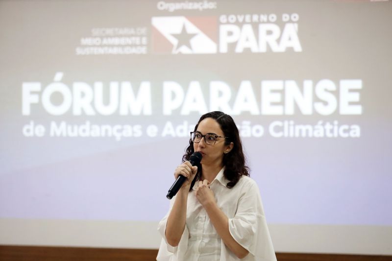 Coordenadora de Mudanças Climáticas, Serviços Ambientais e Bioeconomia da Secretaria, Camilla Miranda <div class='credito_fotos'>Foto: Bruno Cecim / Ag.Pará   |   <a href='/midias/2022/originais/15541_407c146d-0501-2bcf-57df-aeb5743bb0b5.jpg' download><i class='fa-solid fa-download'></i> Download</a></div>