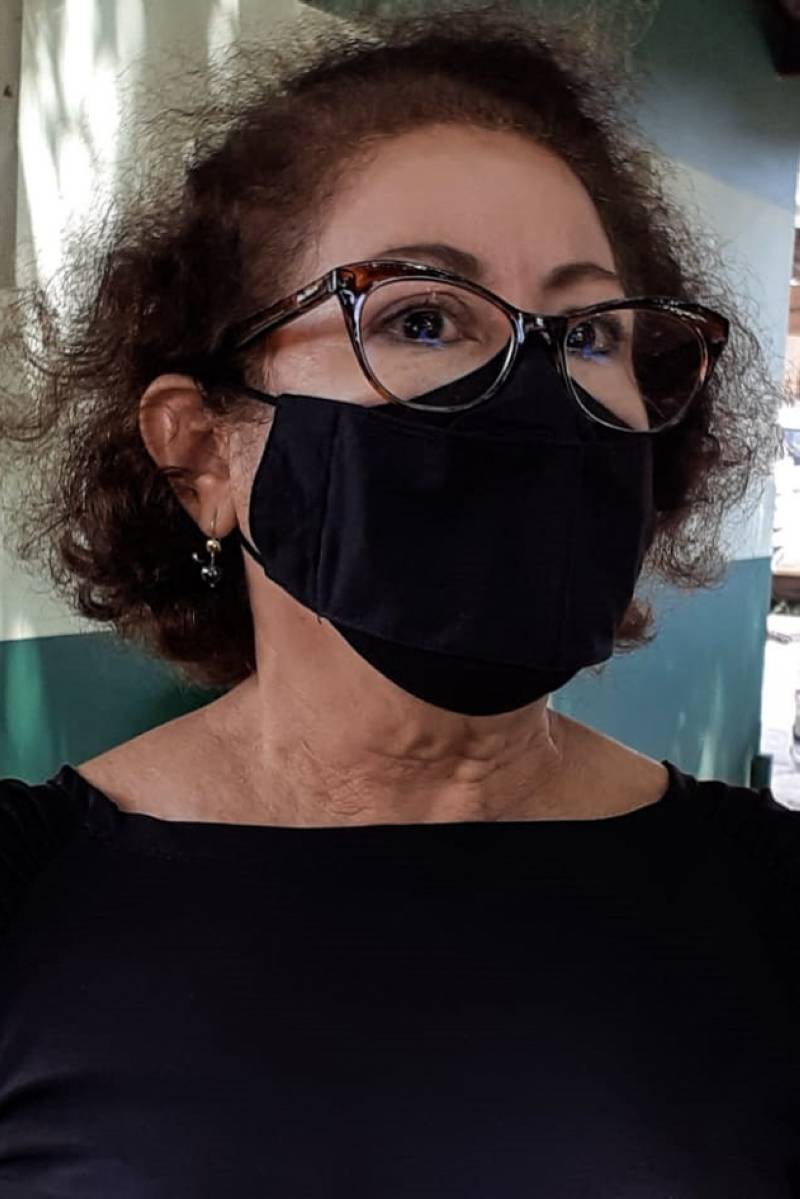 Deusimar Rodrigues (A mulher de óculos) - Engenheira Agrônoma