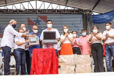 galeria: Governo do Estado entrega lancha e Rabeta para o Município  do Marajó