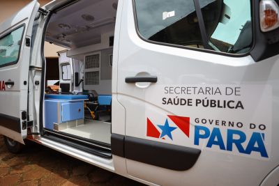 notícia: Transporte de pacientes tem o reforço com dezenas de ambulâncias entregues pelo Estado