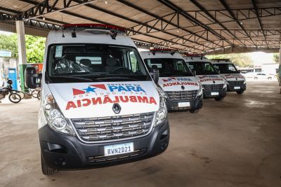 notícia: Estado promove a entrega de novas ambulâncias em Conceição do Araguaia