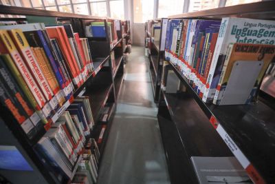notícia: Biblioteca Pública Arthur Vianna completa 153 anos com oficinas, palestras, cinema e novidades