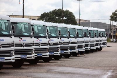 notícia: Estado entrega 47 veículos e equipamentos às Regiões de integração
