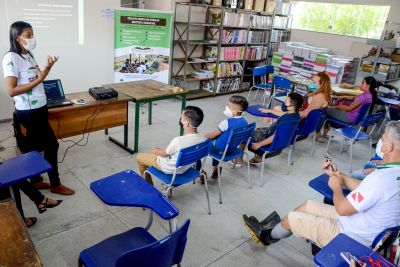 notícia: Seduc promove debate sobre implementação da Educação Ambiental na educação básica