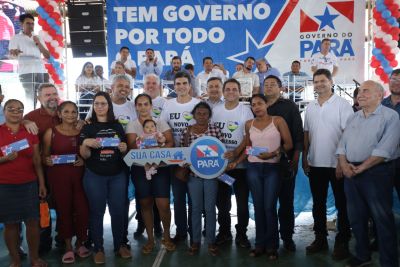 notícia: Governo entrega 'Sua Casa' para 129 famílias de Novo Progresso