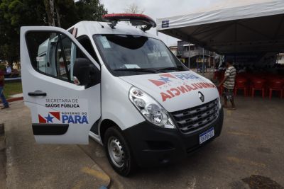 galeria: Governador entrega Ambulância para Município de Abaetetuba