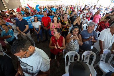 notícia: Moradores de Igarapé-Açu recebem mais de 60 CARs validados