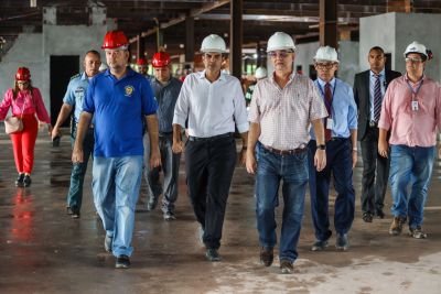 galeria: Governador Helder Barbalho visita obras do pronto-socorro do Bengui na augusto Montenegro