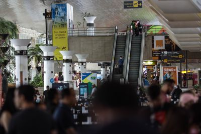 galeria: Movimentação - Aeroporto Julio Cesar - Passageiros