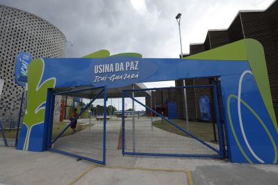 notícia: Feira Vocacional da Uepa, em Ananindeua, orienta alunos sobre carreira profissional