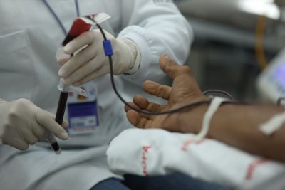 notícia: Entra em vigor lei que determina empresas a promoverem o incentivo à doação de sangue