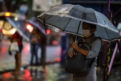 notícia: Feriado de Tiradentes terá chuvas leves e céu nublado em várias regiões