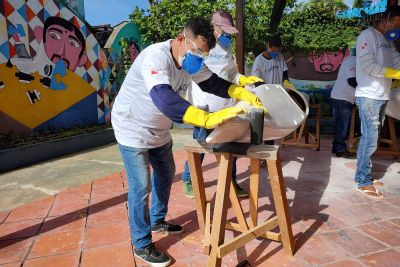 notícia: Seel promove oficina de reparos em caiaques em São Caetano de Odivelas