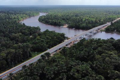 notícia: Governo do Pará entrega ponte sobre o Rio Meruú e integra regiões do Estado