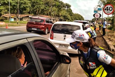 notícia: Detran investe na abordagem educativa nas estradas de acesso a Mosqueiro e Santarém