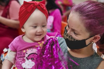 notícia: Pacientes do Oncológico Infantil ganham bailinho de carnaval