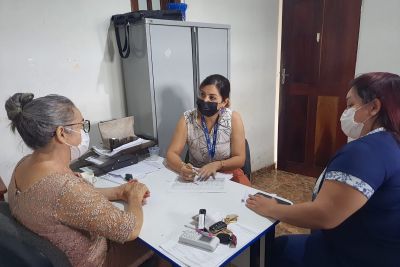 notícia: Equipe da Sespa monitora atendimento ao câncer de mama e de colo uterino no interior 