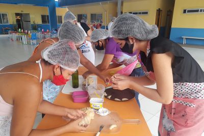 notícia: Cosanpa beneficia moradores de 3 municípios com cursos de capacitação