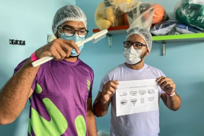 notícia: Crianças internadas no Hospital Metropolitano participam de atividade sobre higiene bucal
