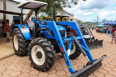 notícia: Estado entrega equipamento para fortalecer a produção agrícola familiar em Anapu