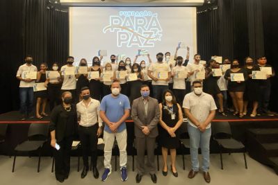 notícia: UsiPaz Icuí-Guajará realiza cerimônia de certificação de 60 jovens em Ananindeua