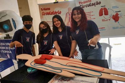 notícia: Escola Estadual Deodoro de Mendonça recebe a 1ª Caravana de Ciência e Tecnologia