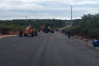 notícia: Setran finaliza primeira camada de asfalto na PA-254, em obra inédita