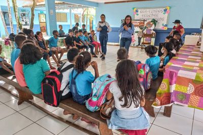notícia: Técnicos da Adepará compartilham conhecimento com estudantes da Escola de Assentamento Rural, em Castanhal