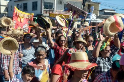 notícia: Cortejo Junino festeja a inclusão em unidade especializada da Seduc