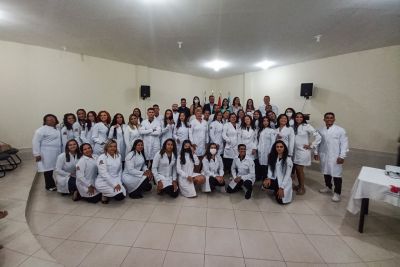 notícia: Alunos de fisioterapia do "Forma Pará" participam de cerimônia do jaleco em Conceição do Araguaia