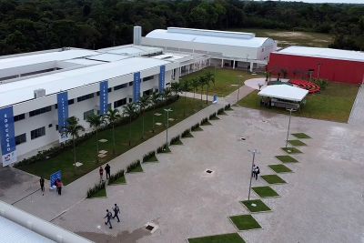 notícia: Após 12 anos de abandono, Governo do Pará entrega nova Escola Técnica no município de Barcarena