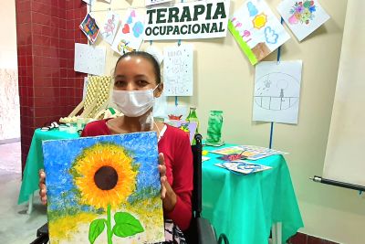 notícia: Exposição celebra 23 anos de Terapia Ocupacional no Ophir Loyola