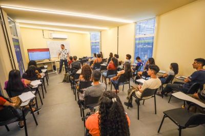 notícia: Seduc intensifica preparação de alunos da rede pública para o Enem 2022