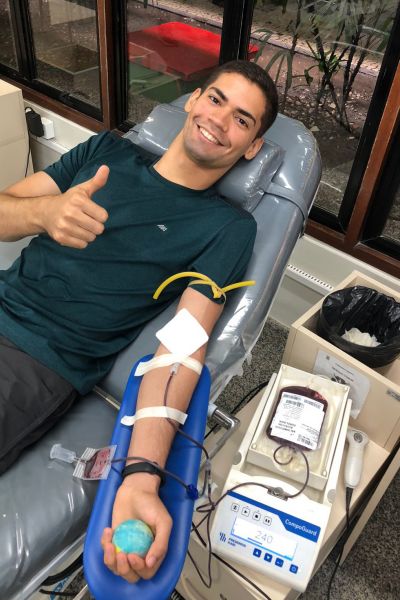 Lucas Reis, doador de sangue